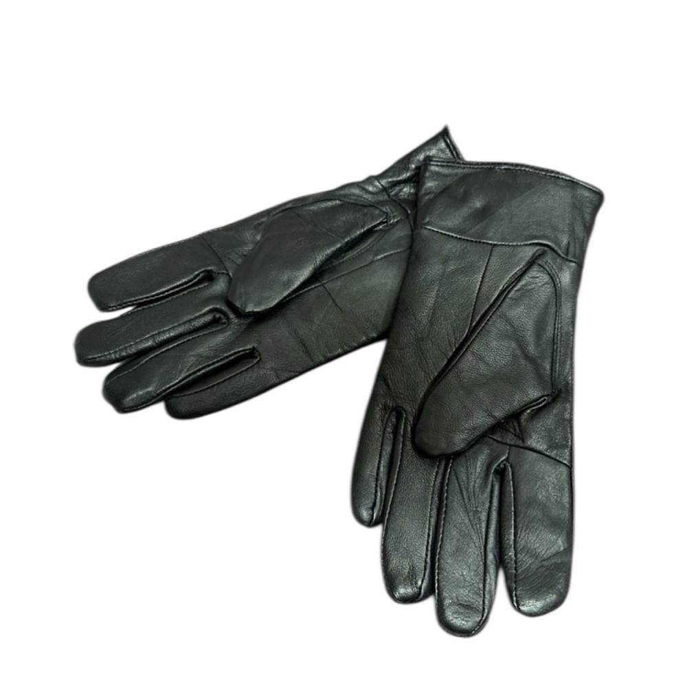 NWOT Black genuine Leather Gloves